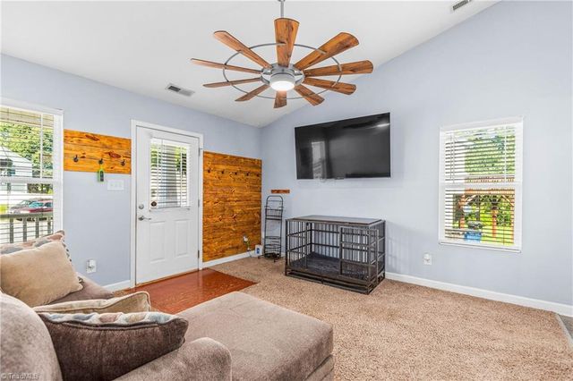 594 Denny Drive, Winston-salem, NC 27107