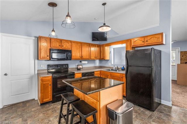 594 Denny Drive, Winston-salem, NC 27107