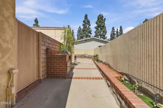 1220 Johnson Drive 107, Ventura, CA 93003