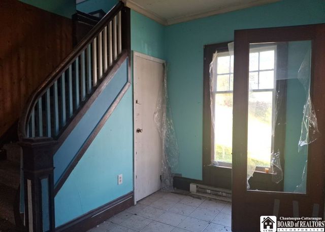 9 Stearns Avenue, Jamestown, NY 14701