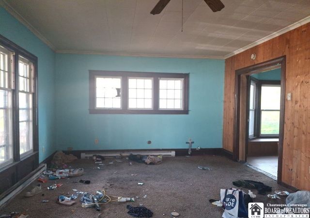 9 Stearns Avenue, Jamestown, NY 14701