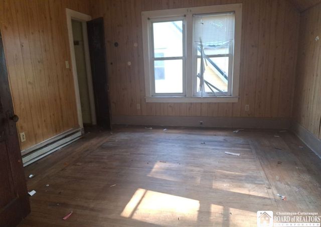 9 Stearns Avenue, Jamestown, NY 14701