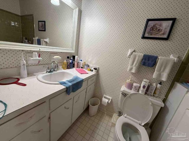 5505 Fairview Dr, Pensacola, FL 32505