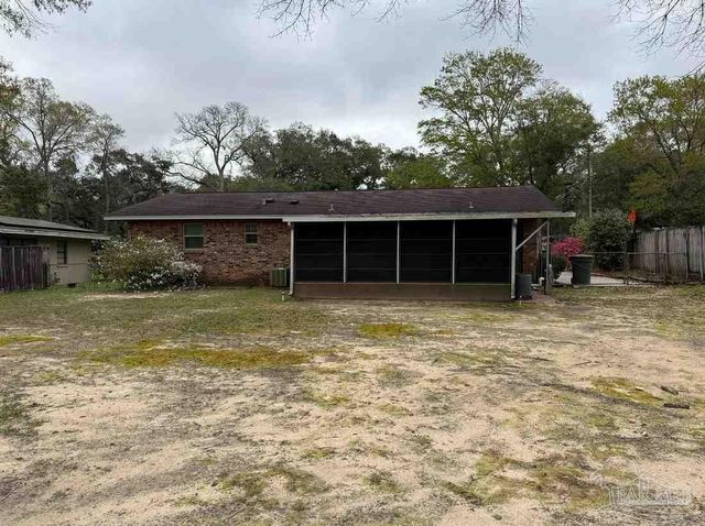5505 Fairview Dr, Pensacola, FL 32505