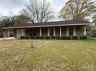 5505 Fairview Dr, Pensacola, FL 32505