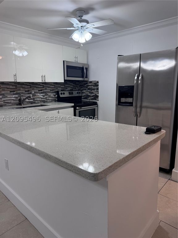 16751 NE 9th Ave 210, North Miami Beach, FL 33162