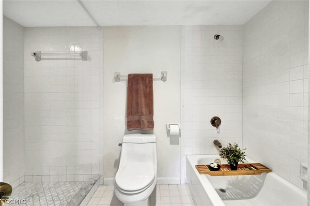 16679 Forest BLVD 204, Fort Myers, FL 33908