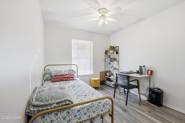 4413 W 28th Pl, Joplin, MO 64804