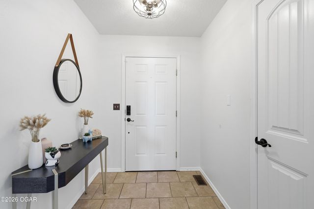 4413 W 28th Pl, Joplin, MO 64804