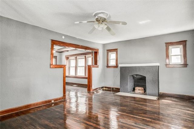 3013 Parkwood Boulevard, Kansas City, KS 66104