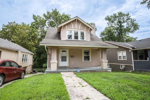 3013 Parkwood Boulevard, Kansas City, KS 66104
