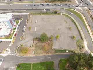 9155 Se SUNNYSIDE Rd, Happy Valley, OR 97015