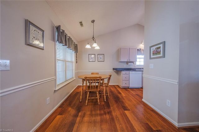 5550 Woodspring Drive, Winston-salem, NC 27106