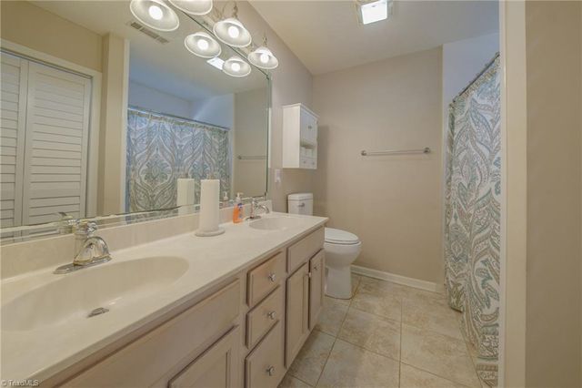 5550 Woodspring Drive, Winston-salem, NC 27106