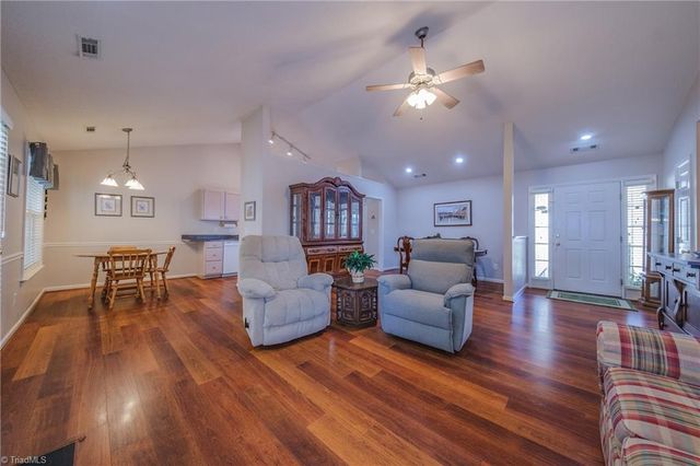 5550 Woodspring Drive, Winston-salem, NC 27106