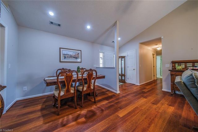 5550 Woodspring Drive, Winston-salem, NC 27106