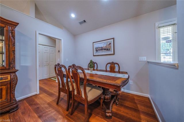 5550 Woodspring Drive, Winston-salem, NC 27106