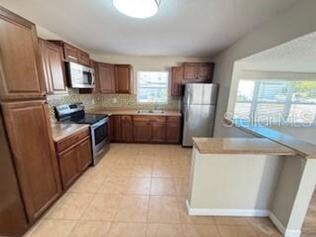 2723 W STATE STREET, Tampa, FL 33609