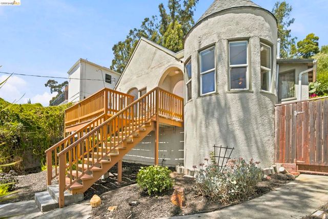 6616 Outlook Ave, Oakland, CA 94605