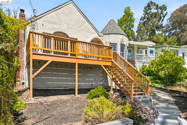 6616 Outlook Ave, Oakland, CA 94605