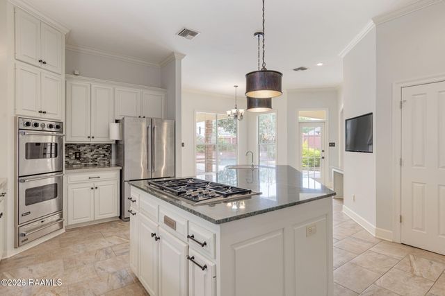 102 Plainfield Circle, Lafayette, LA 70503