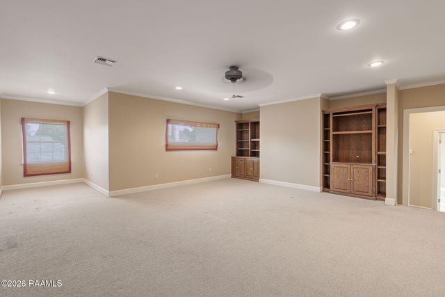 102 Plainfield Circle, Lafayette, LA 70503