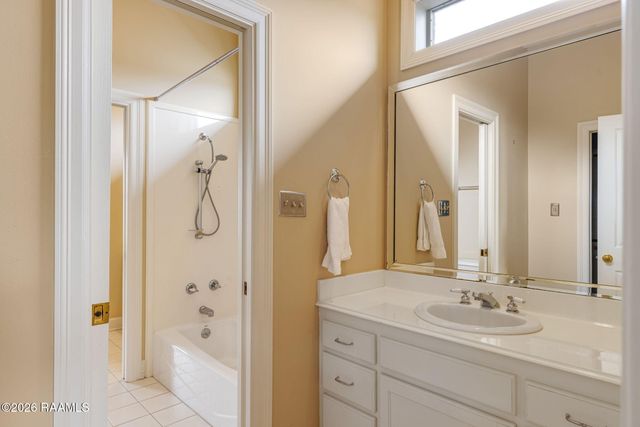 102 Plainfield Circle, Lafayette, LA 70503