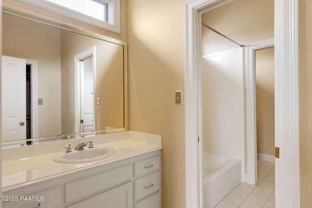 102 Plainfield Circle, Lafayette, LA 70503