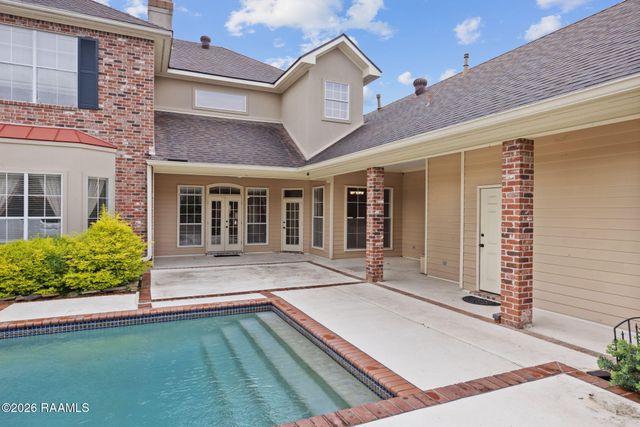 102 Plainfield Circle, Lafayette, LA 70503