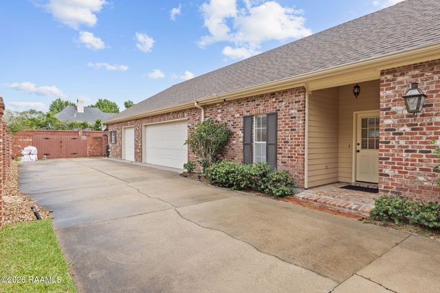 102 Plainfield Circle, Lafayette, LA 70503