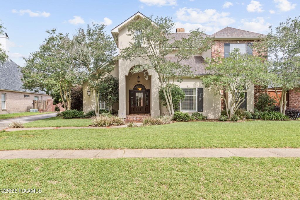 102 Plainfield Circle, Lafayette, LA 70503