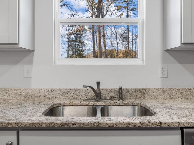 313 Carramore Drive, Inman, SC 29349