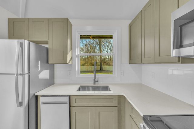 291 Nokes Dr, Hendersonville, TN 37075