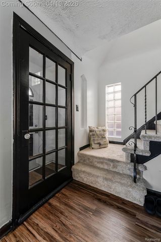 16532 Griggs Street, Detroit, MI 48221