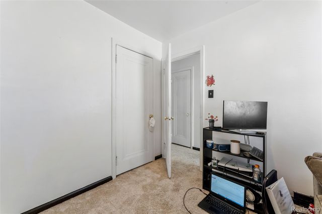 16532 Griggs Street, Detroit, MI 48221