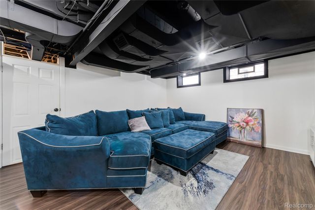 16532 Griggs Street, Detroit, MI 48221