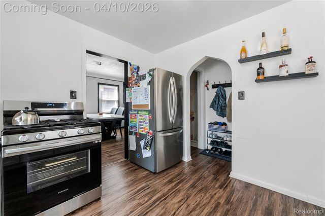 16532 Griggs Street, Detroit, MI 48221