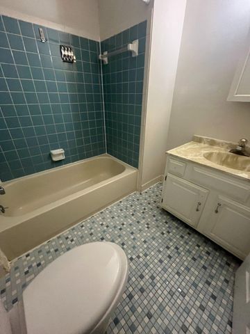309 PATRICIA CIR, King Of Prussia, PA 19406
