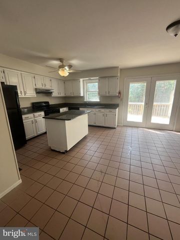 309 PATRICIA CIR, King Of Prussia, PA 19406