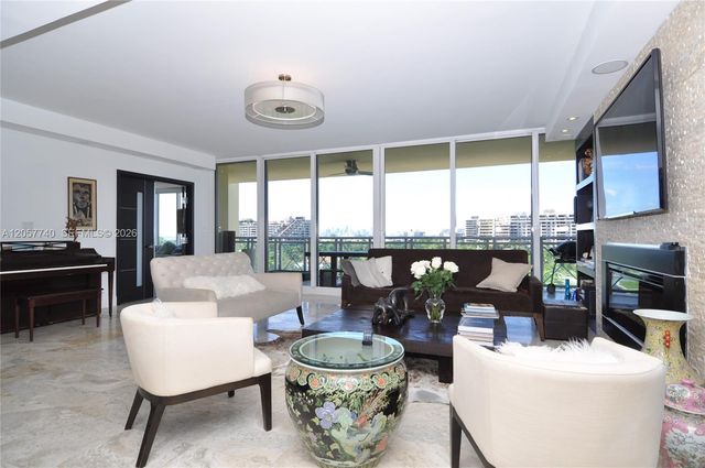 430 Grand Bay Dr 708, Key Biscayne, FL 33149