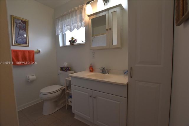 2832 W Crosley Dr C, West Palm Beach, FL 33415