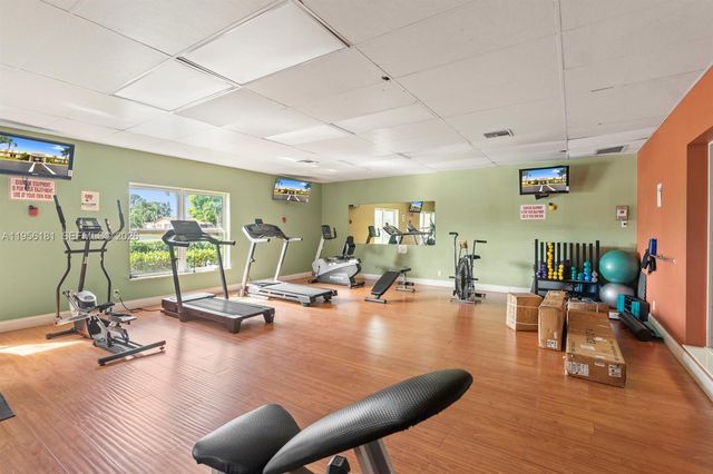 2832 W Crosley Dr C, West Palm Beach, FL 33415