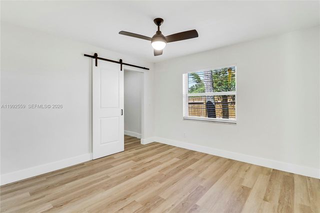404 Highwood Circle, Jupiter, FL 33458