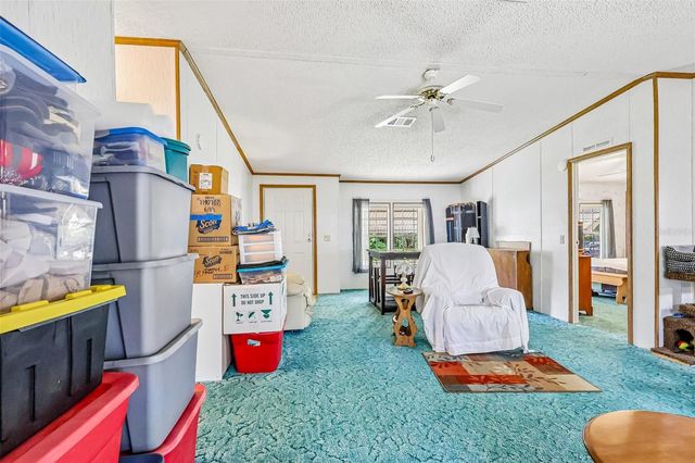 2903 CR 426E, Lake Panasoffkee, FL 33538