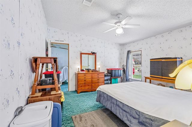 2903 CR 426E, Lake Panasoffkee, FL 33538