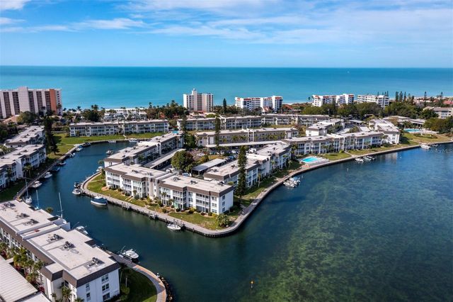 4350 CHATHAM DRIVE 105, Longboat Key, FL 34228