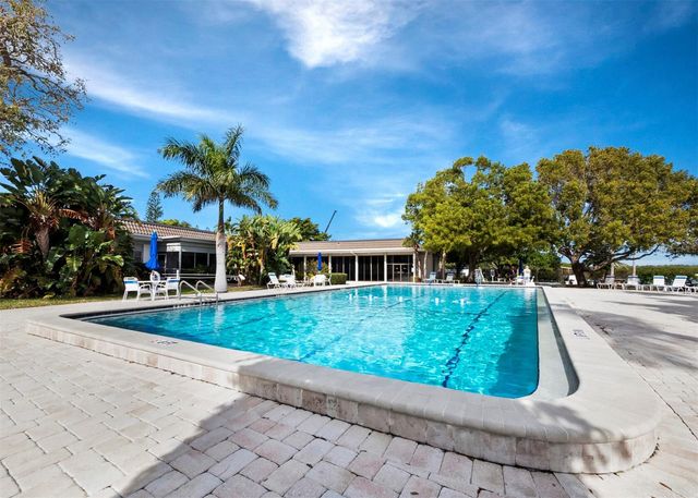 4350 CHATHAM DRIVE 105, Longboat Key, FL 34228