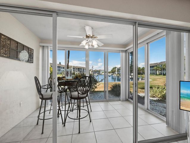 4350 CHATHAM DRIVE 105, Longboat Key, FL 34228