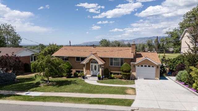 2563 E SUNDOWN AVE, Cottonwood Heights, UT 84121