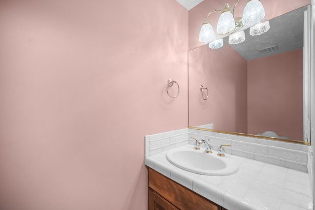 2563 E SUNDOWN AVE, Cottonwood Heights, UT 84121